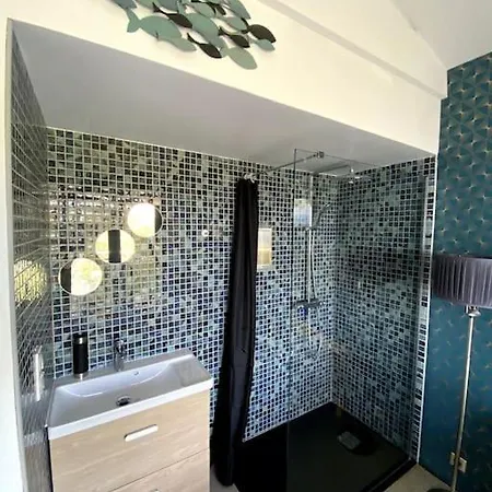 Apartment Luxueuse Vue Mer, Piscine Chauffee & Balneo *