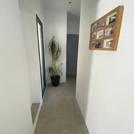 Apartment Luxueuse Vue Mer, Piscine Chauffee & Balneo