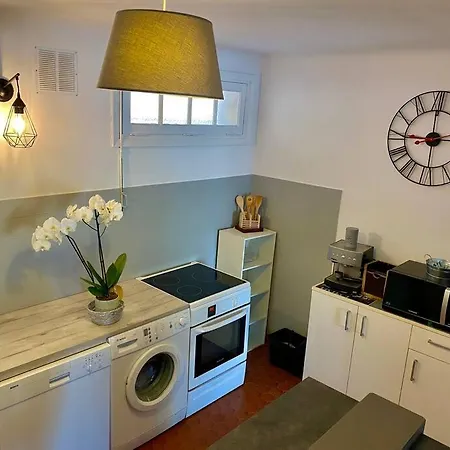 Luxueuse Vue Mer, Piscine Chauffee & Balneo Apartment *