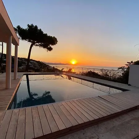 Apartment Luxueuse Vue Mer, Piscine Chauffee & Balneo *